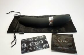 Prichádza čierny fešák… rozmaznajte sa s Lelo Elise 2 – RECENZIA vibrátora