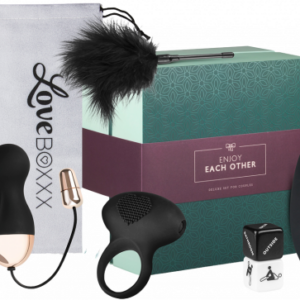 Loveboxxx - Romantic Couples Box