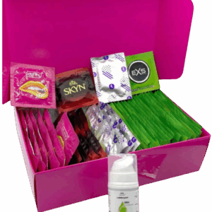 Súprava vrúbkovaných kondómov – Stimulation pack (72 ks) + SE hrejivý lubrikačný gél 15 ml + silikónové putá Handcuffs