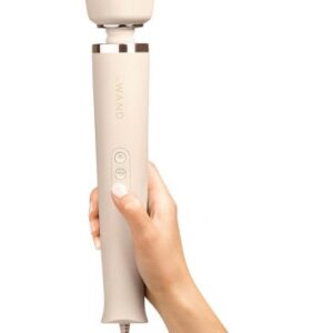 Le Wand Plug-In Cream